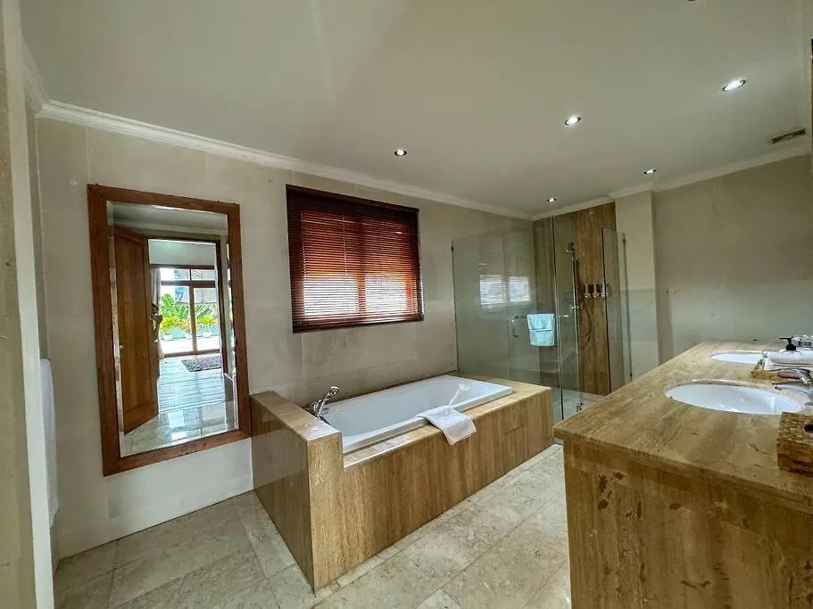 Party Size 4 Bedroom Villa Kerobokan Seminyak
