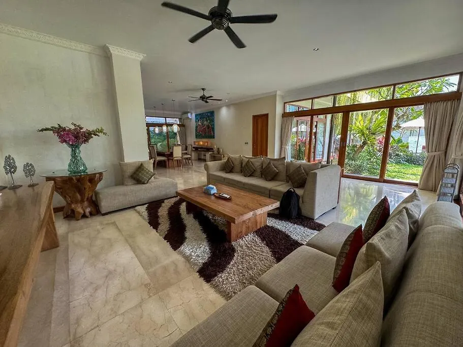 Party Size 4 Bedroom Villa Kerobokan Seminyak